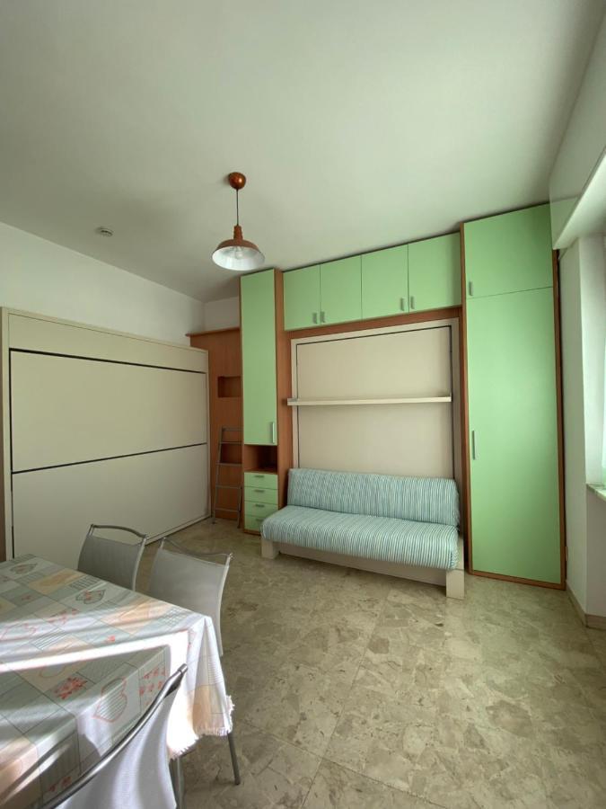 אלבניה Residence Riviera מראה חיצוני תמונה